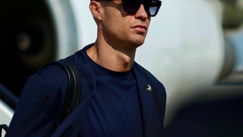 Cristiano Ronaldo presentó su nuevo chiche: un avión personalizado